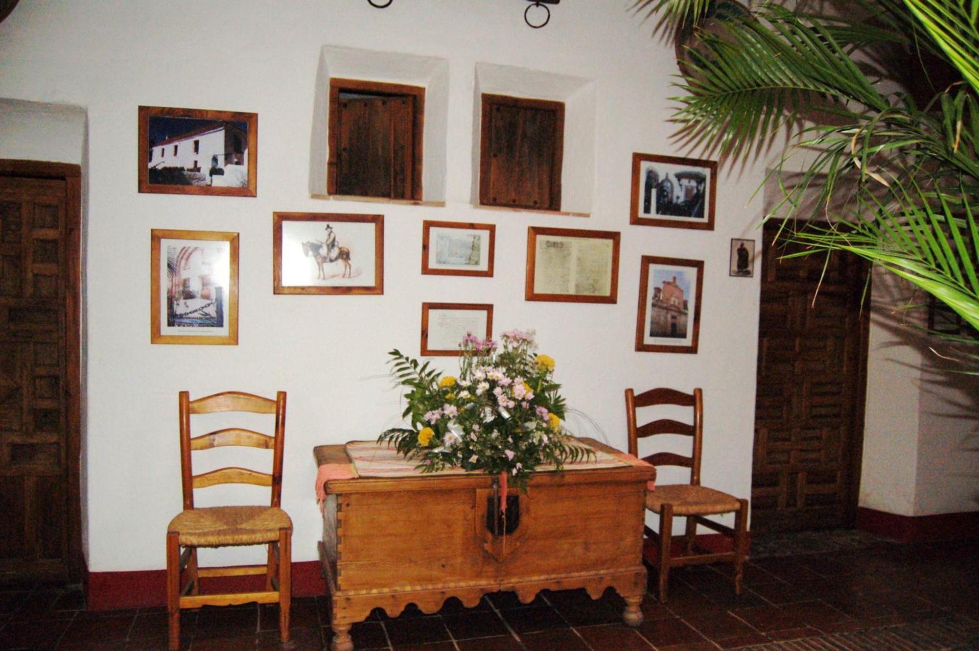 Posada De Jose Mª El Tempranillo Alameda Exteriér fotografie